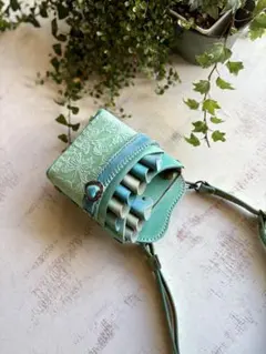 Item thumbnail for item a37ca665-79df-4e30-b376-950a4074c446