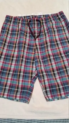 ユニクロ【UNIQLO】メンズハーフパンツ　チェック柄 L《※ほぼ新品》
