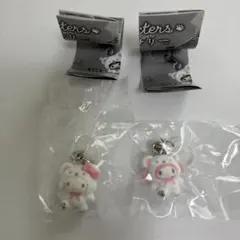 カプセルトイ　サンリオ　ふわふわスノー　めじるしアクセサリー