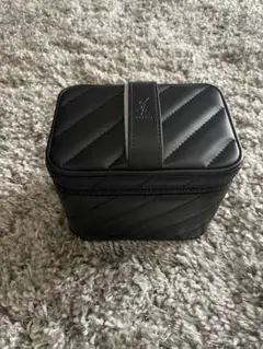 2025年最新】サンローラン バニティの人気アイテム - メルカリ