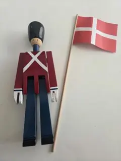 Kay Bojesen カイボイスン STANDARD-BEARER 衛兵旗持ち
