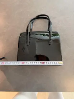 エナメル ブラック ハンドバッグ 約30cm