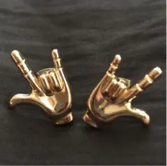 ゴールド　手の形　ピアス