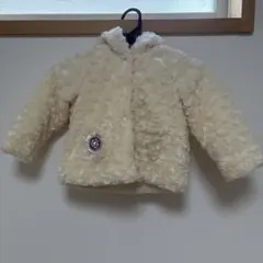 アウター　フード付き クリーム色