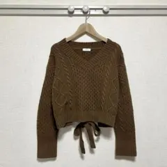 【美品】LOWRYS FARM(ローリーズファーム) ケーブルＶネックニット
