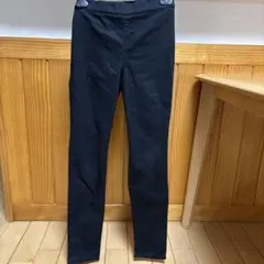 GU レギンスパンツ　スキニーパンツ　ブラック　S