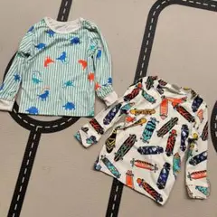 恐竜とスケートボード柄の長袖Tシャツ2枚セット 90cm