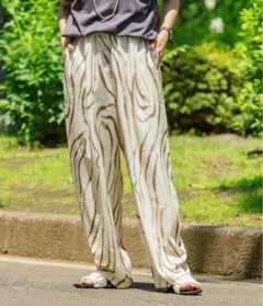 イージーコクーンパンツ