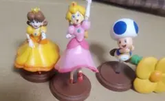 フ*ン様 デイジー・ピーチ・キノコ フィギュアセット