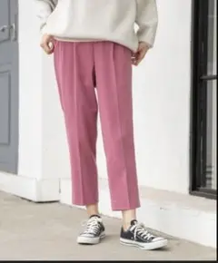 グローバルワーク　あったかウツクシルエットテーパードパンツ　Mサイズ　ピンク