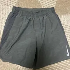 Nike DRI-FIT グレー ショートパンツ Lサイズ