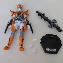 装動フィギュア 仮面ライダーバルキリー ジャスティスサーバル/バンダイ
