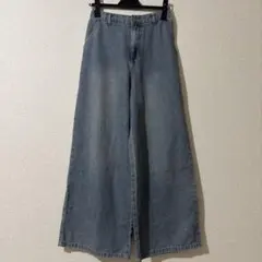 ライトブルーワイドレッグデニム