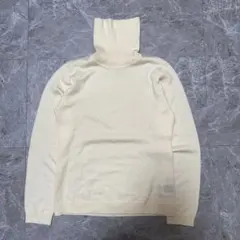 アイボリー タートルネックセーター ウール100% g19