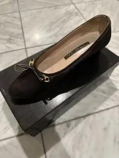 新品未使用 BOUTIQUE OSAKI グレー パンプス ブティックオーサキ BOUTIQUE OSAKI パンプス （グレー
