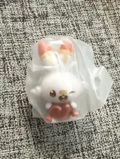 【新品未使用】ポケピース きらめきハートキーホルダー ヒバニー カプセルトイ