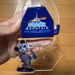 ディズニーワールド スペースマウンテン ピンバッチ ディズニー スペースマウンテン ピンバッジ - メルカリ