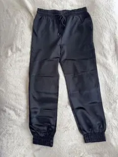 美品♥️ Boohoo ブラック ジョガーパンツ