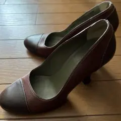 本革 パンプス