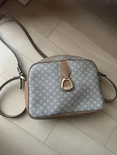 セリーヌ　ヴィンテージセリーヌ　CELINE ベージュ レザー ショルダーバッグのサムネイル