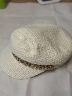 ホワイトツイードキャスケット　ゴールドチェーン付き