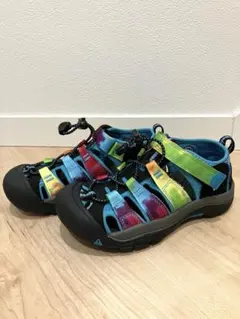 新品未使用【KEEN 20cm レインボー サンダル キッズ アウトドア】