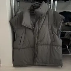 グレー ノースリーブ ダウンベスト 即購入⭕️