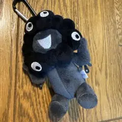新品　タグ無し　黒ミャクミャク　カラビナ　ぬいぐるみ　座り　ブラック　黒ミャク