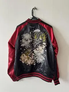 豪華刺繍 スカジャン 龍 虎 桜 黒 新品タグ付き L 豪華刺繍 スカジャン 龍 桜 月 黒 新品タグ付き L - メルカリ