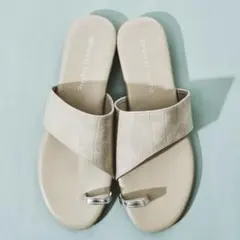 Item thumbnail for item 3a6a01be-82e9-4e71-a2a1-70bc1ee2e990