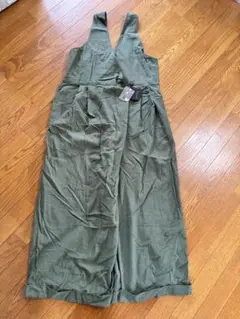 オリーブグリーン サロペット・オーバーオール