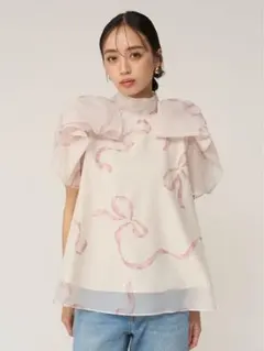 新品タグ付き SNIDEL リボンライクオーガンシースルーブラウス - メルカリ