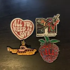 匿名配送！ミュージシャン音楽ピンバッジ4個セット　ビートルズ　ニルヴァーナ