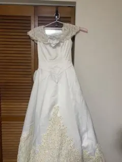 ウェディングドレス
