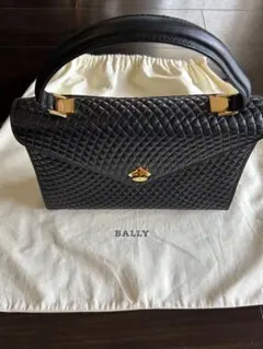 BALLY バリー革ハンドバッグ 黒キルティング