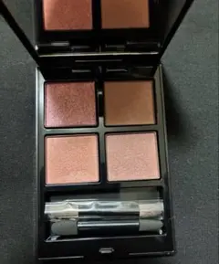 ザ アイシャドウ パレット / 008 Thousand Roses