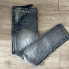 CavariA グレー デニムパンツ 46のサムネイル