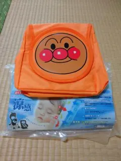 ベビーカー用クッション(アイスノン付)とアンパンマンリュック
