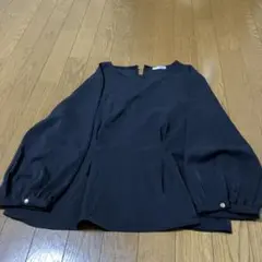 1/6まで出品 Honeys 長袖ブラウス　黒〜紺　ハニーズ
