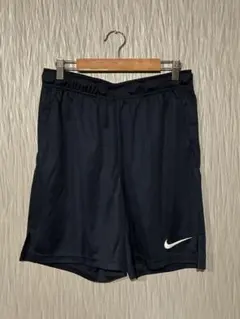 NIKE Dri-FIT ショートパンツ