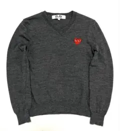 プレイコモデイギャルソン　メンズVネックセーター COMME des GARCONS（コムデギャルソン） PLAY COMME des GARCONS