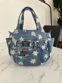 1070 花柄デニムリメイクバック　ハンドメイド