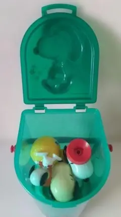 クリスマス USJ　SNOOPY　ポップコーンバケット　マクドおまけ付き