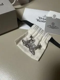 Vivienne Westwood Dropピアスのサムネイル
