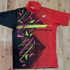 YONEX バドミントンシャツ Mサイズ レッド/ブラック