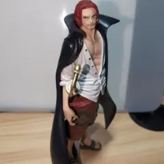 ワンピース シャンクス フィギュア　箱無し