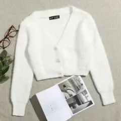 ♡ふわふわニットカーディガン♡ ショート丈 ホワイト ビジュー