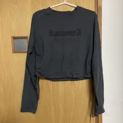 グレー クロップド丈 長袖Tシャツ