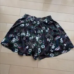 フローラルプリント ショートパンツのサムネイル