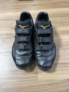 ミズノプロ 野球 トレーニングシューズ ブラック ゴールド - メルカリ
